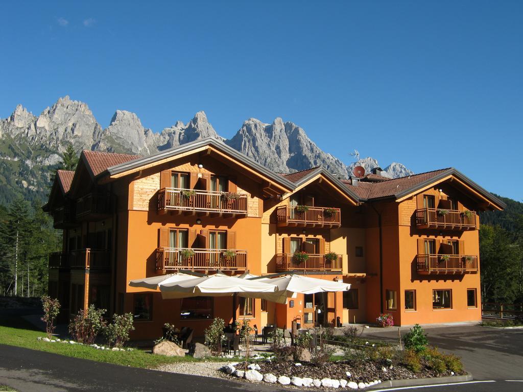 Hotel Chalet Giasenei Sagron Mis Exterior photo